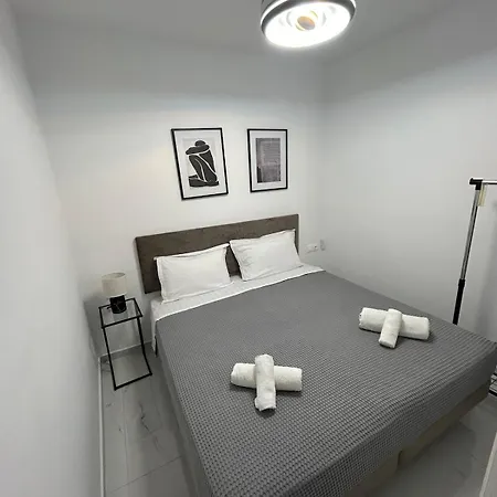 Clementine Stay Rhodes - Car Rental Available Διαμέρισμα Rhodes City