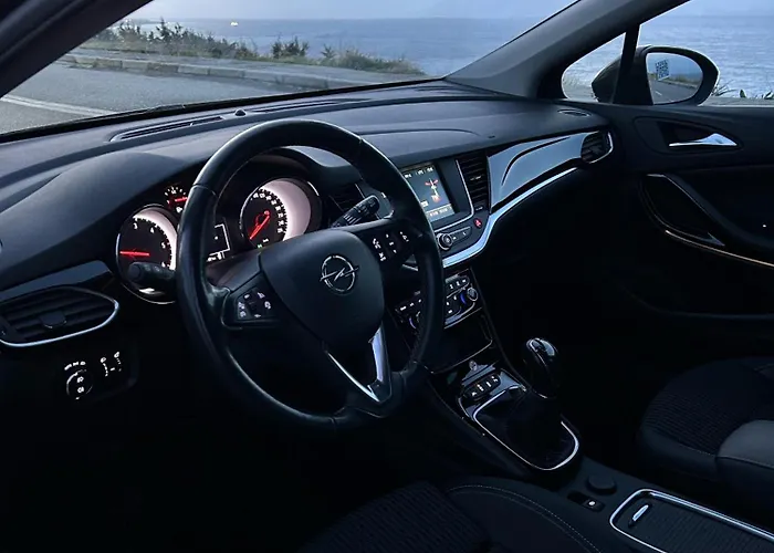 Clementine Rhodes - Car Available Rhodes City